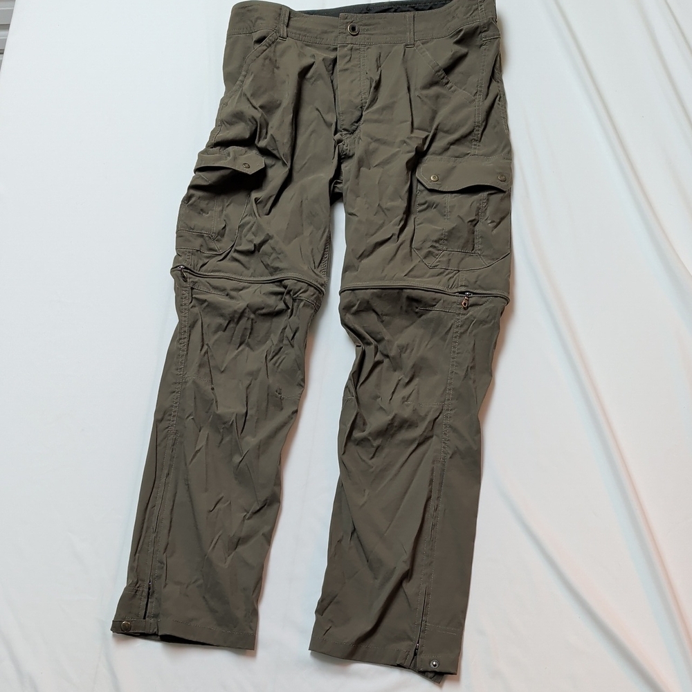 Kuhl Renegade Convertible Stealth Men's Convertible Cargo Pants in Olive Green